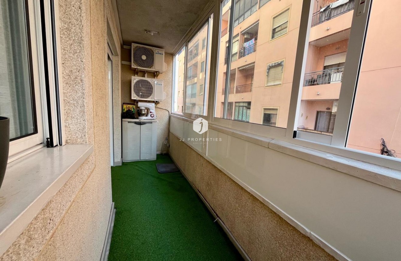 Tweedehands - Appartement / flat -
Torrevieja - Costa Blanca