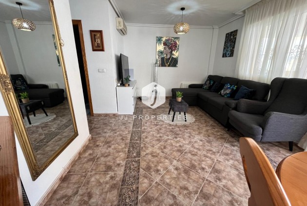 Tweedehands - Penthouse -
Torrevieja - La Florida