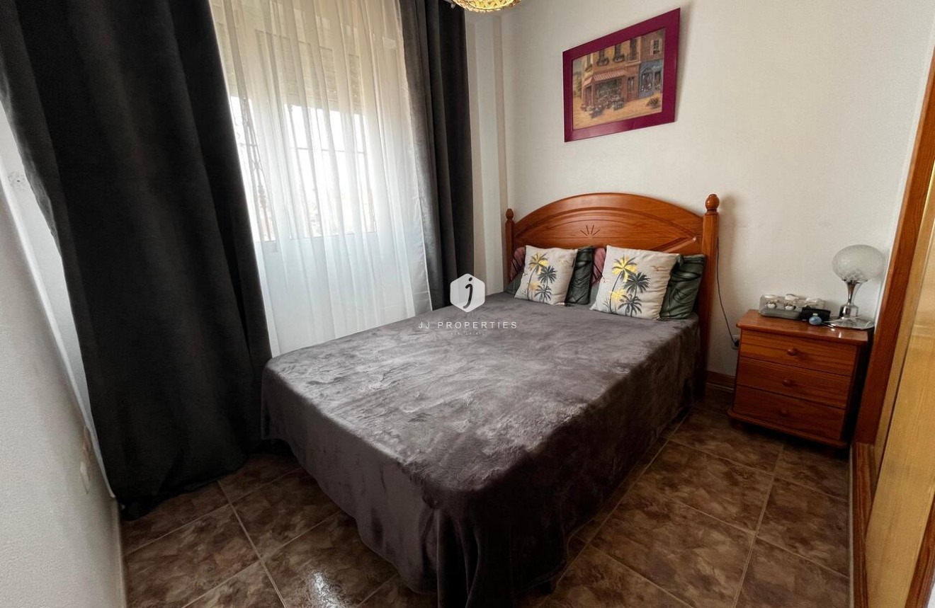 Tweedehands - Penthouse -
Torrevieja - La Florida