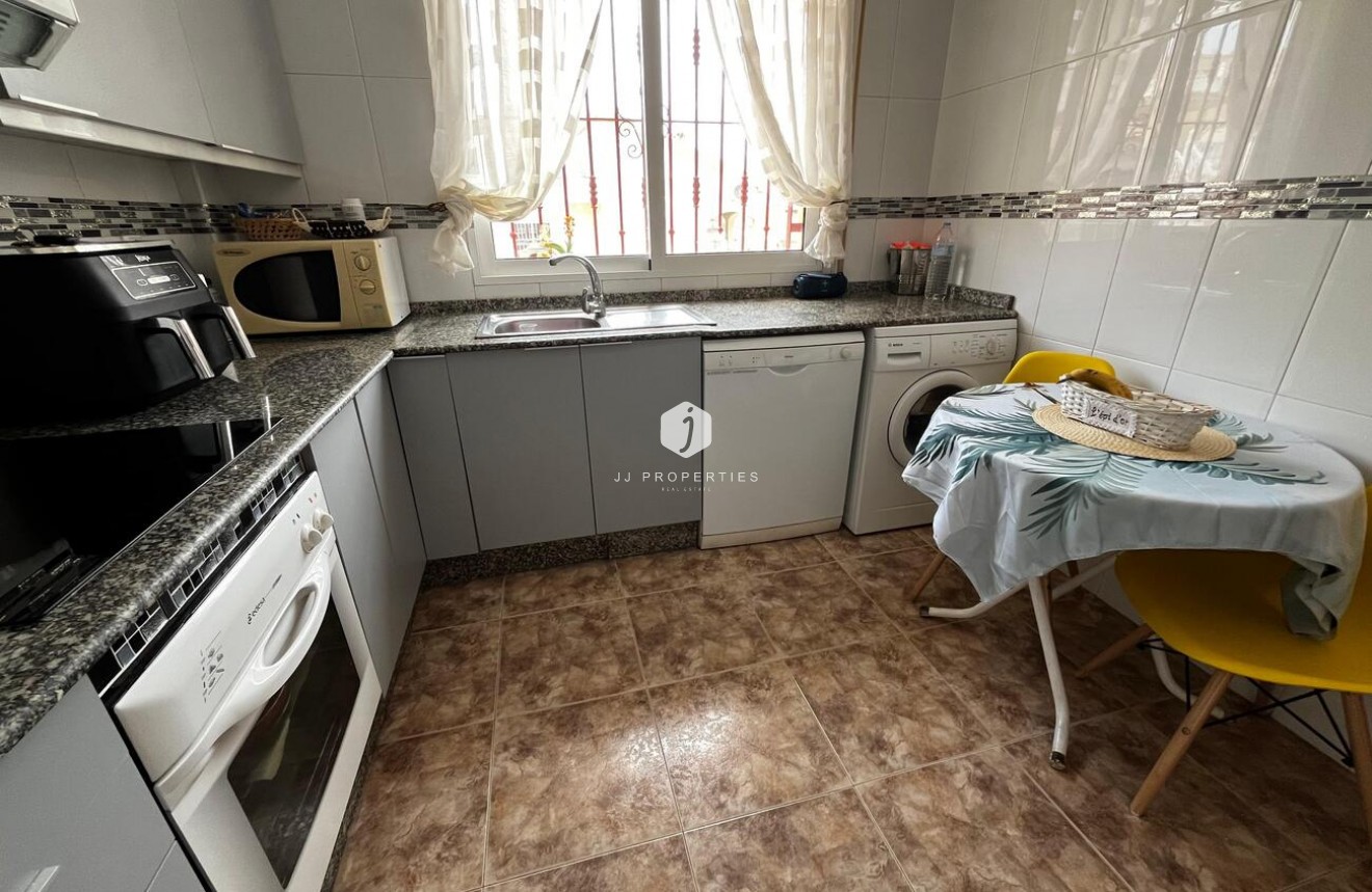 Tweedehands - Penthouse -
Torrevieja - La Florida