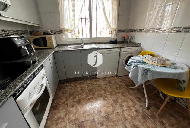 Tweedehands - Penthouse -
Torrevieja - La Florida