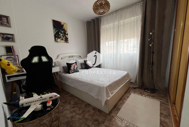 Tweedehands - Penthouse -
Torrevieja - La Florida