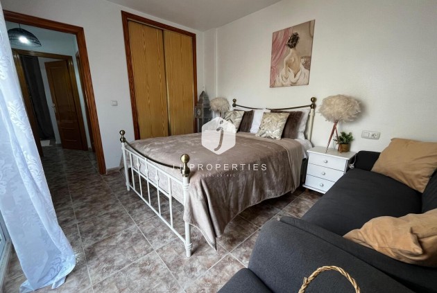 Tweedehands - Penthouse -
Torrevieja - La Florida