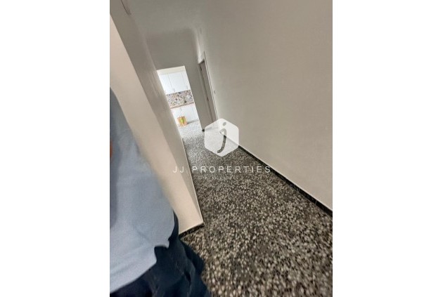 Tweedehands - Chalet -
Torrevieja - Centro