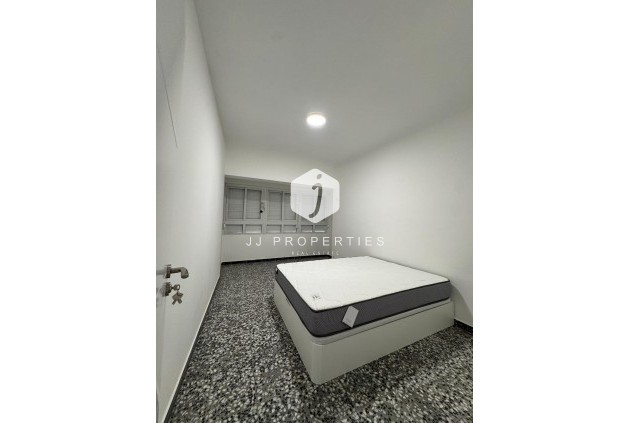 Tweedehands - Chalet -
Torrevieja - Centro