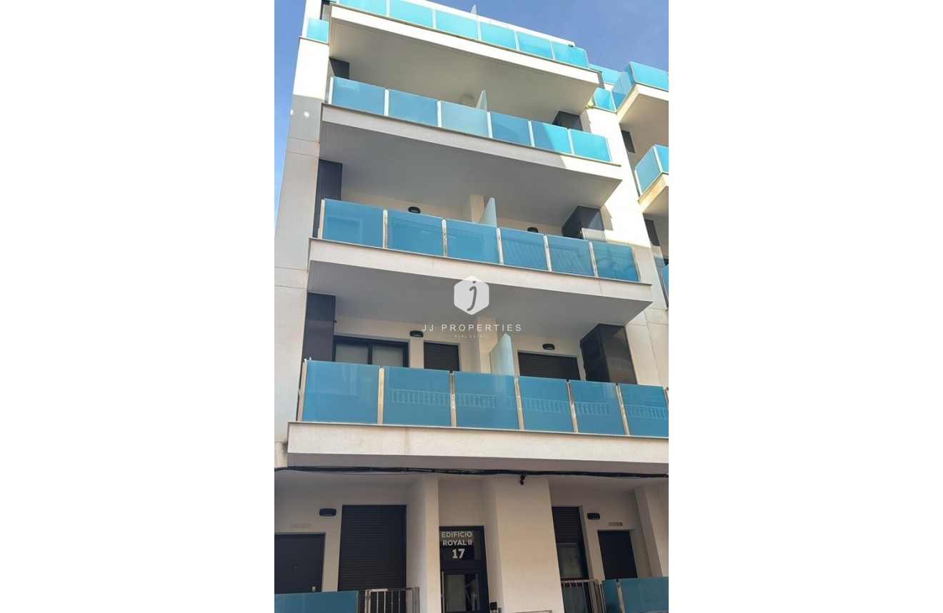 Tweedehands - Appartement / flat -
Torrevieja - Playa del Cura