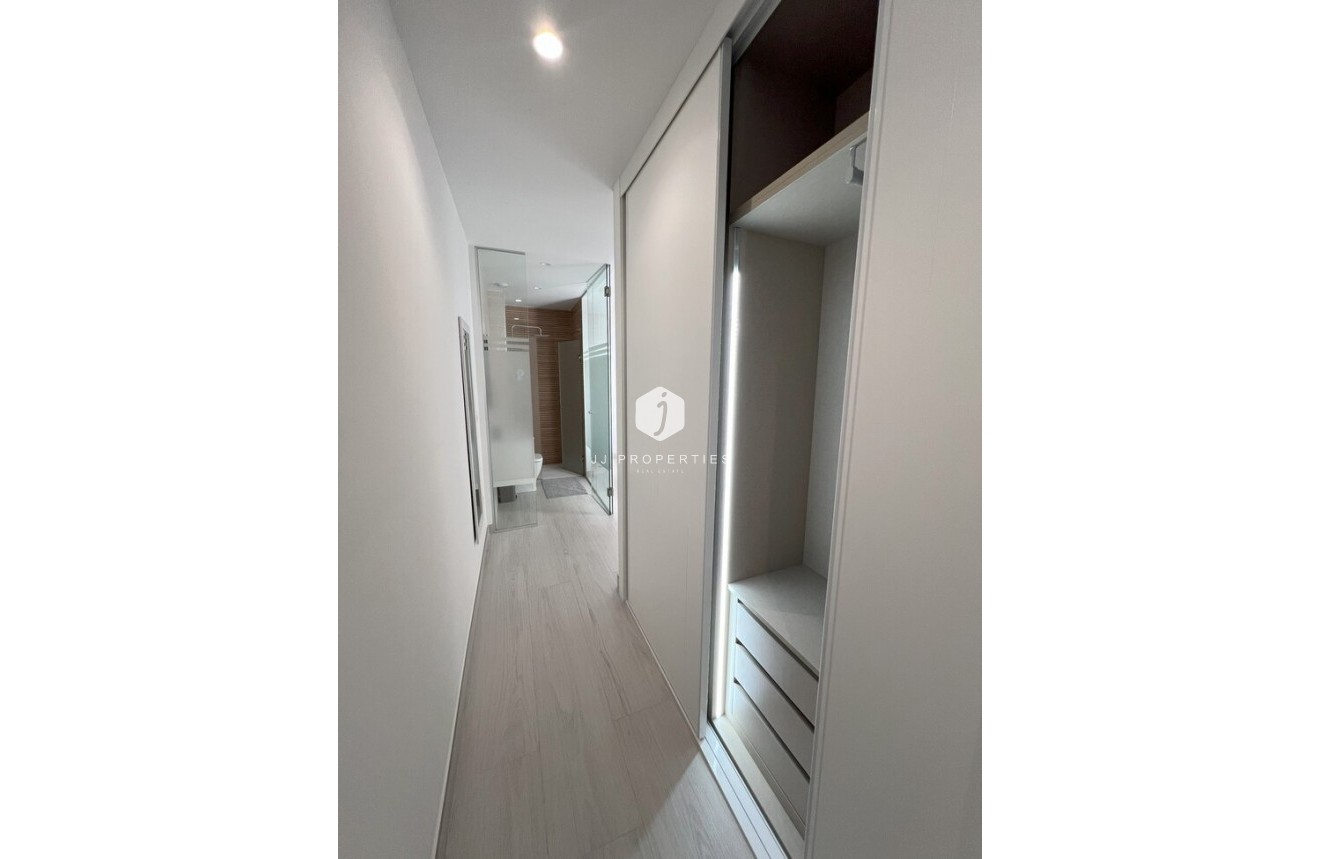 Tweedehands - Appartement / flat -
Torrevieja - Playa del Cura