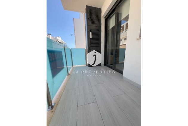 Tweedehands - Appartement / flat -
Torrevieja - Playa del Cura