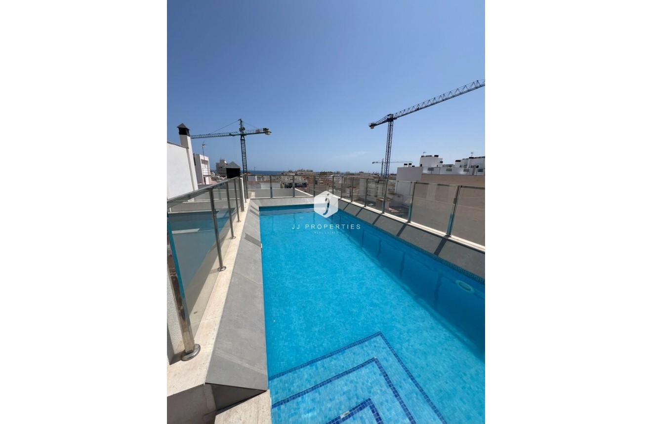 Tweedehands - Appartement / flat -
Torrevieja - Playa del Cura