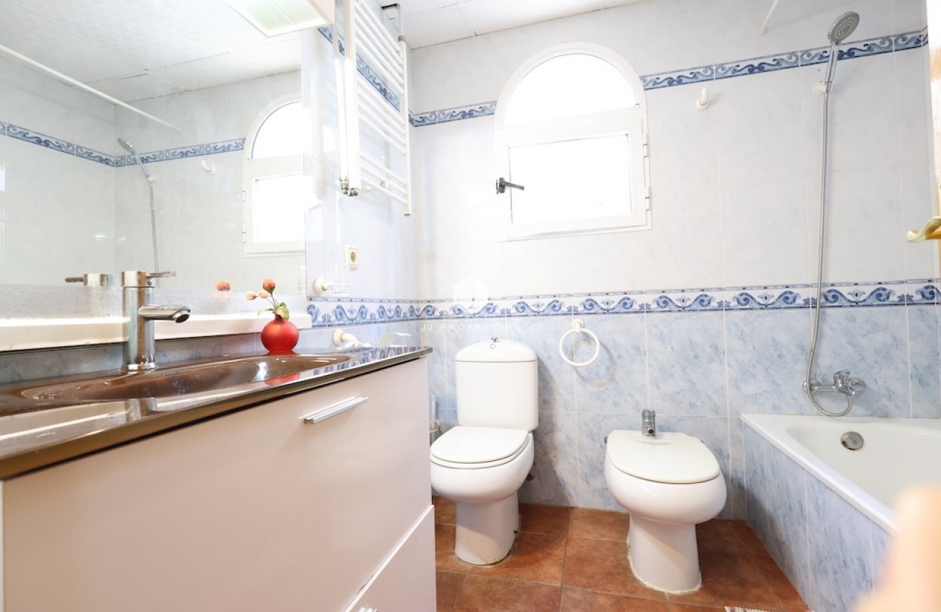 Tweedehands - Villa -
Playa Flamenca - Costa Blanca