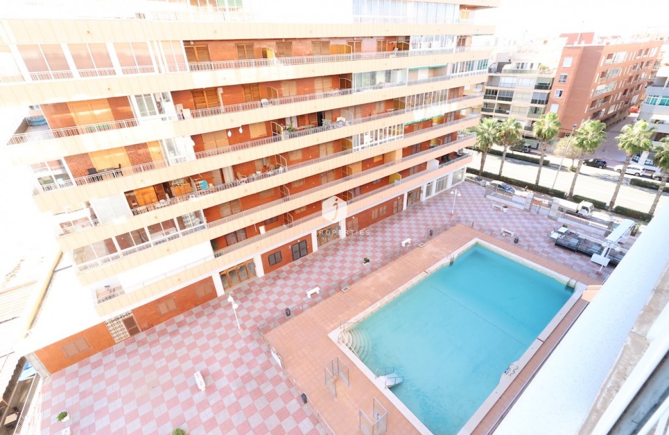 Tweedehands - Appartement / flat -
Torrevieja - Costa Blanca