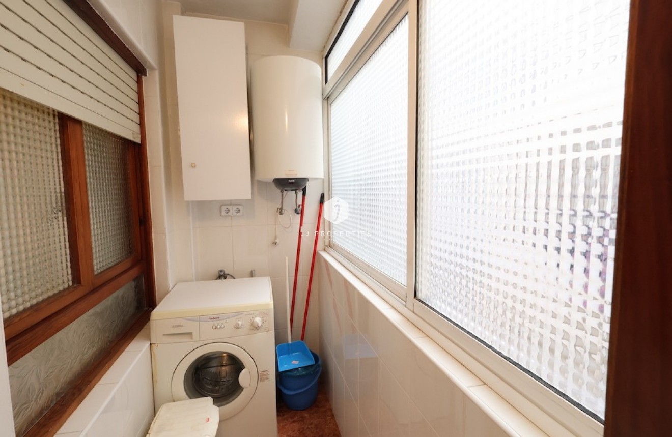 Tweedehands - Appartement / flat -
Torrevieja - Costa Blanca