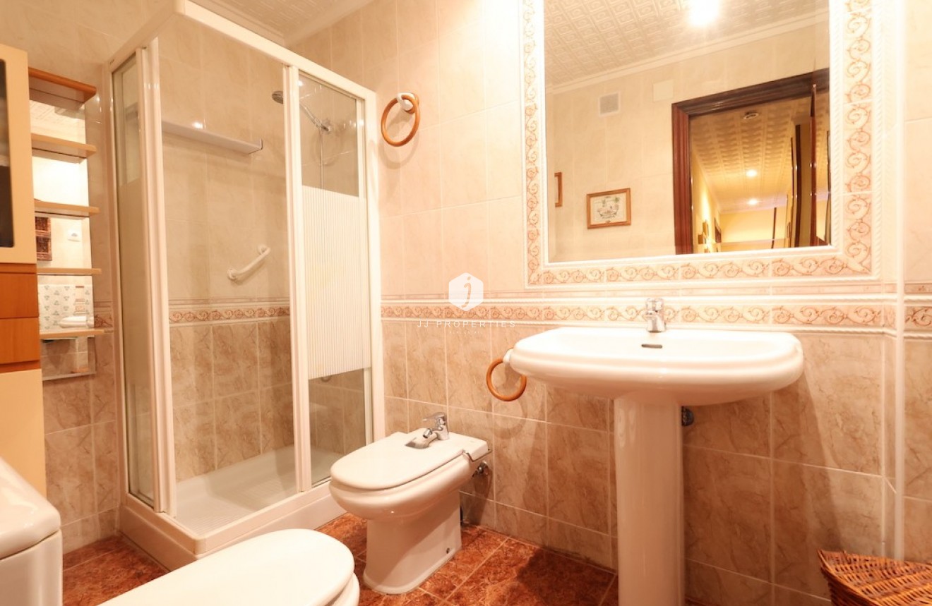 Tweedehands - Appartement / flat -
Torrevieja - Costa Blanca