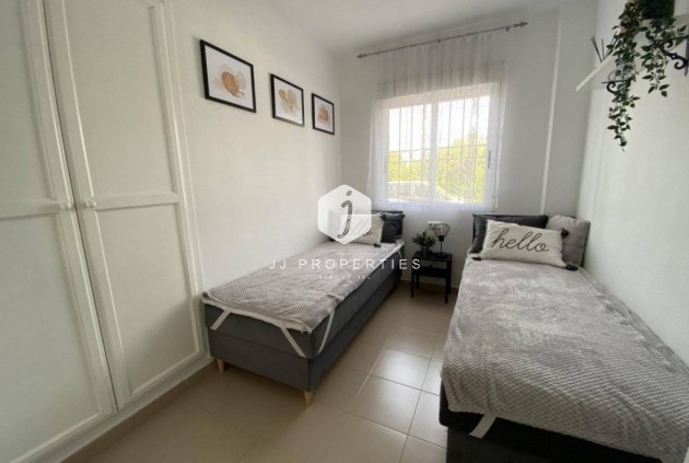 Tweedehands - Appartement / flat -
Playa De Los Naufragos - Costa Blanca