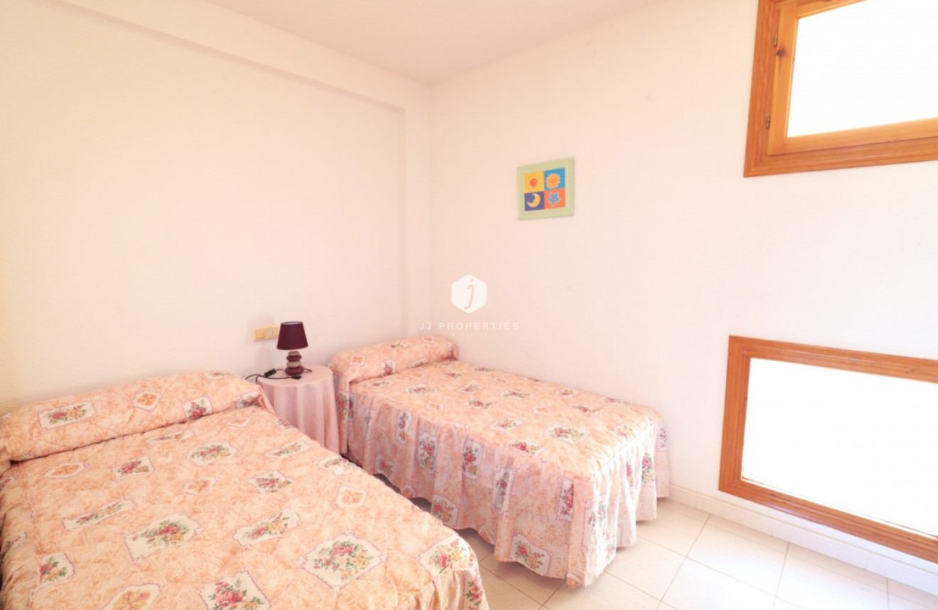 Tweedehands - Appartement / flat -
Mar Azul - La Veleta Torrevieja - Costa Blanca