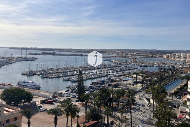 D'occasion - Appartement -
Torrevieja - Costa Blanca