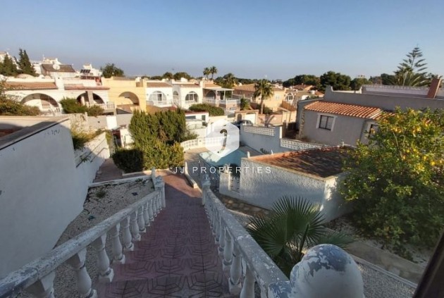 Tweedehands - Villa -
Torrevieja - Costa Blanca