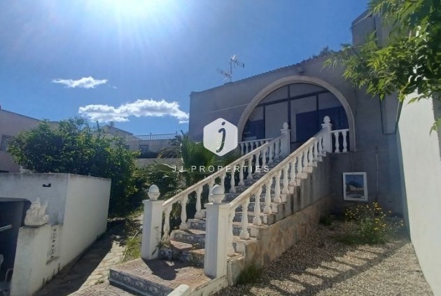 Tweedehands - Villa -
Torrevieja - Costa Blanca