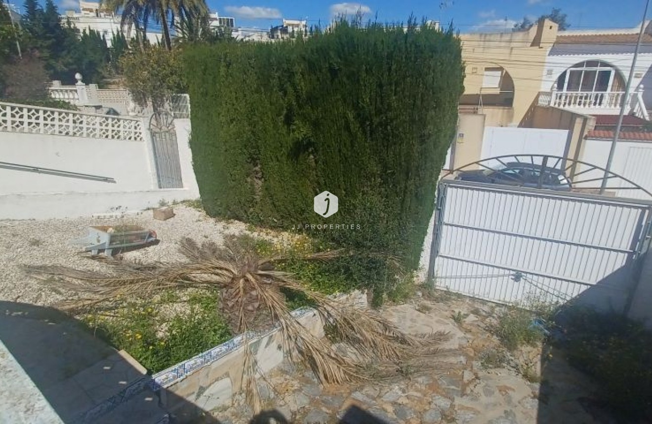 Tweedehands - Villa -
Torrevieja - Costa Blanca