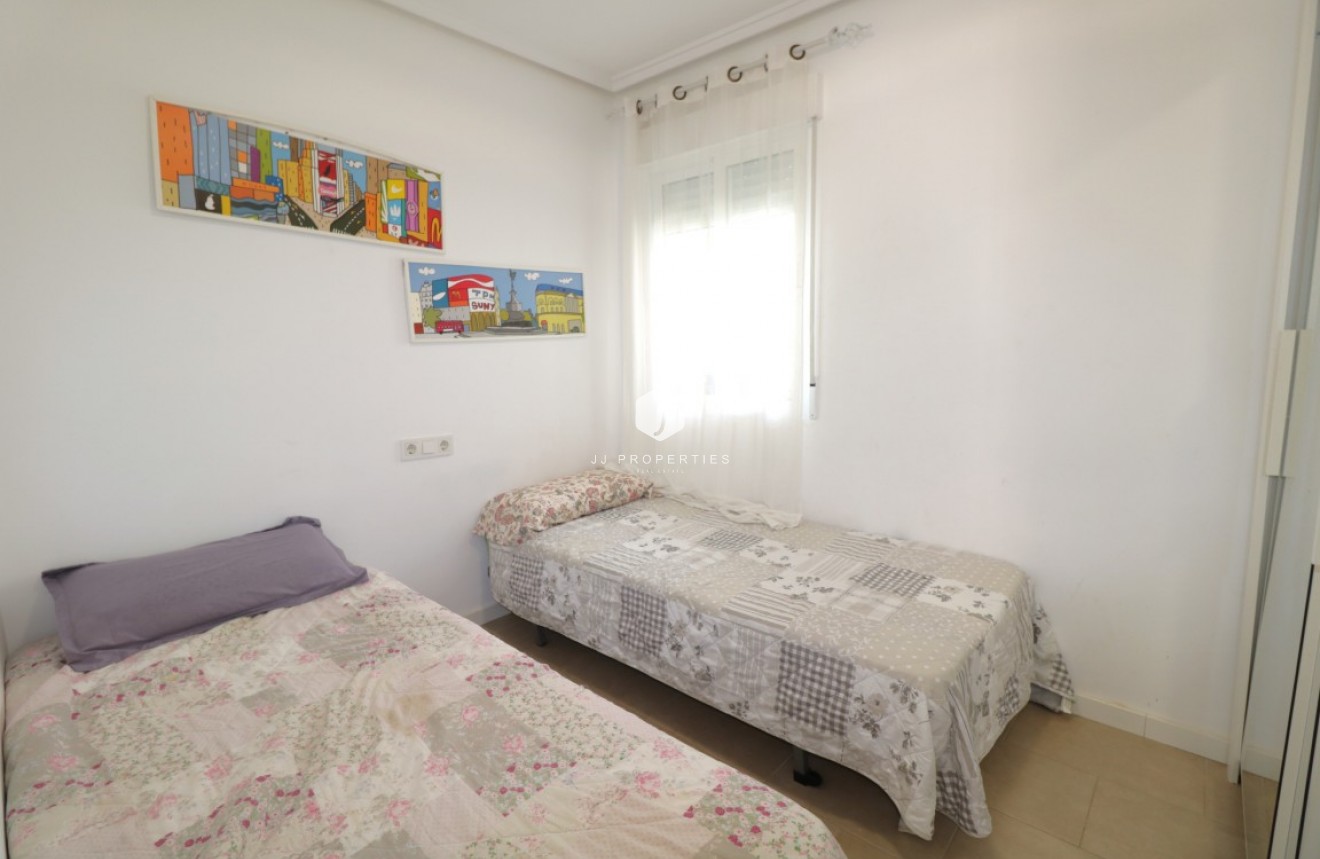 Tweedehands - Appartement / flat -
Playa del Cura - Costa Blanca
