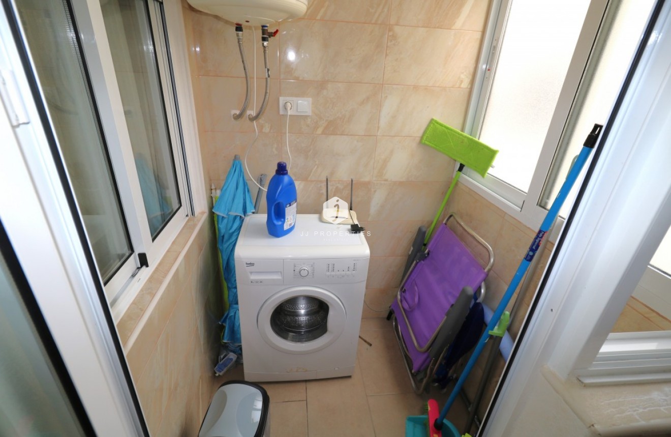 Tweedehands - Appartement / flat -
Playa del Cura - Costa Blanca