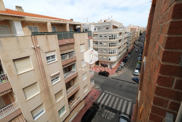 Tweedehands - Appartement / flat -
Playa del Cura - Costa Blanca