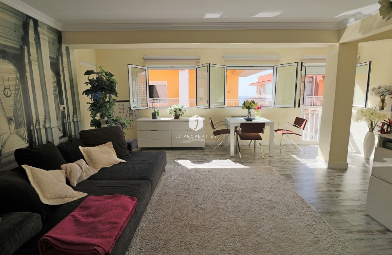 Tweedehands - Penthouse -
Torrevieja - Costa Blanca