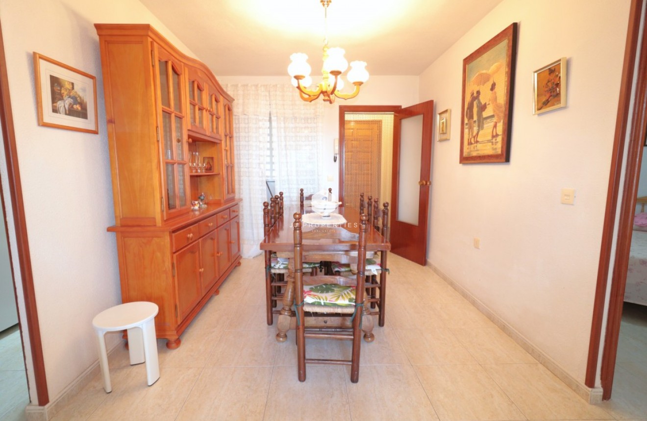 Tweedehands - Appartement / flat -
Playa Del Acequion - Costa Blanca