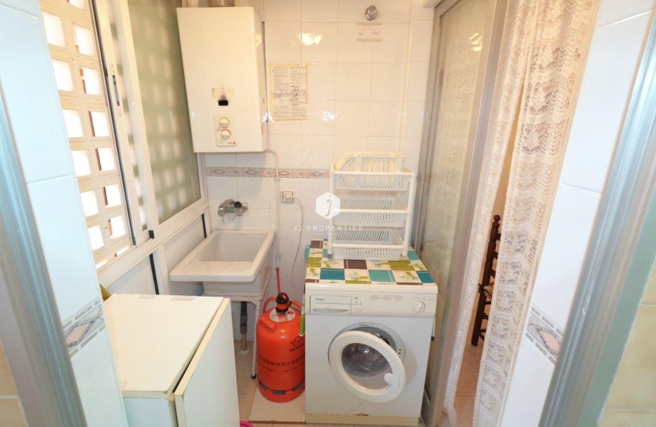 Tweedehands - Appartement / flat -
Playa Del Acequion - Costa Blanca