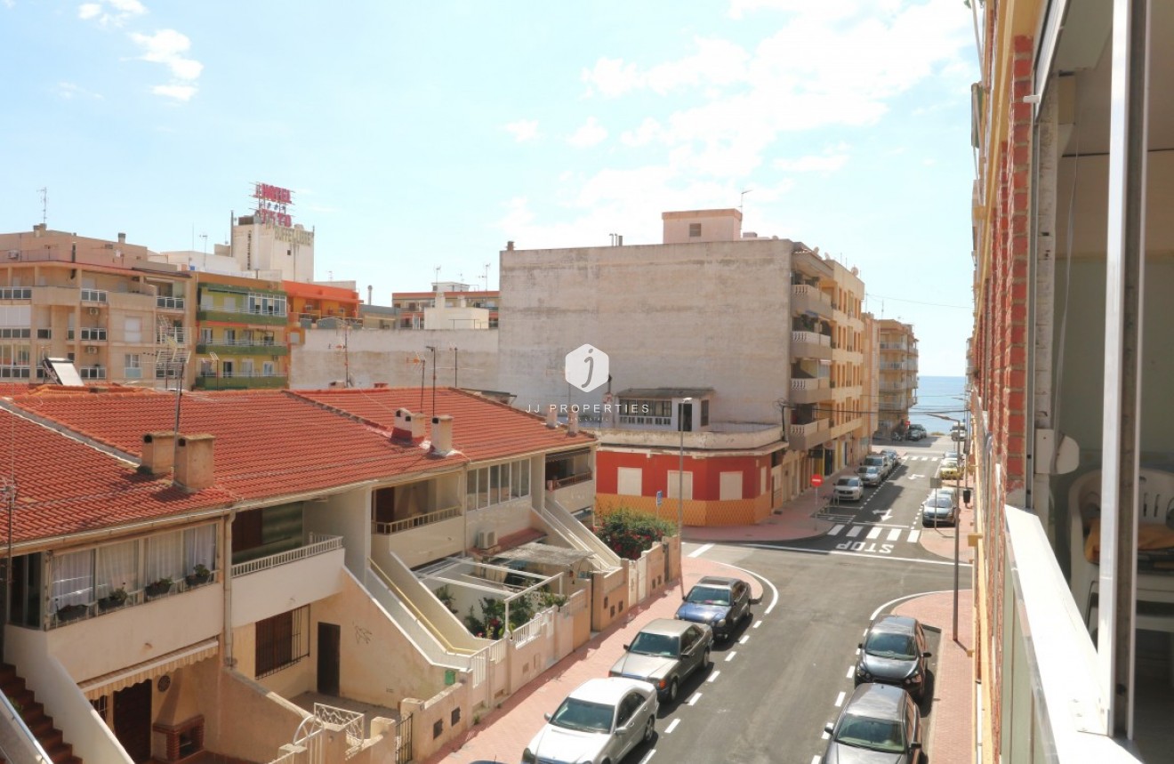 Tweedehands - Appartement / flat -
Playa Del Acequion - Costa Blanca