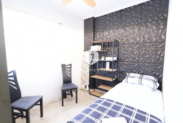 Tweedehands - Appartement / flat -
Playa Del Acequion - Costa Blanca