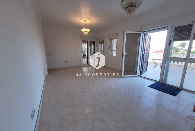 Tweedehands - Villa -
Ciudad Quesada - Costa Blanca