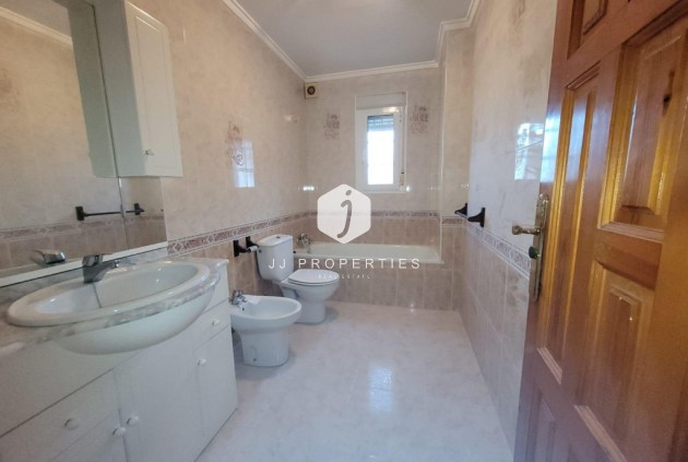 Tweedehands - Villa -
Ciudad Quesada - Costa Blanca