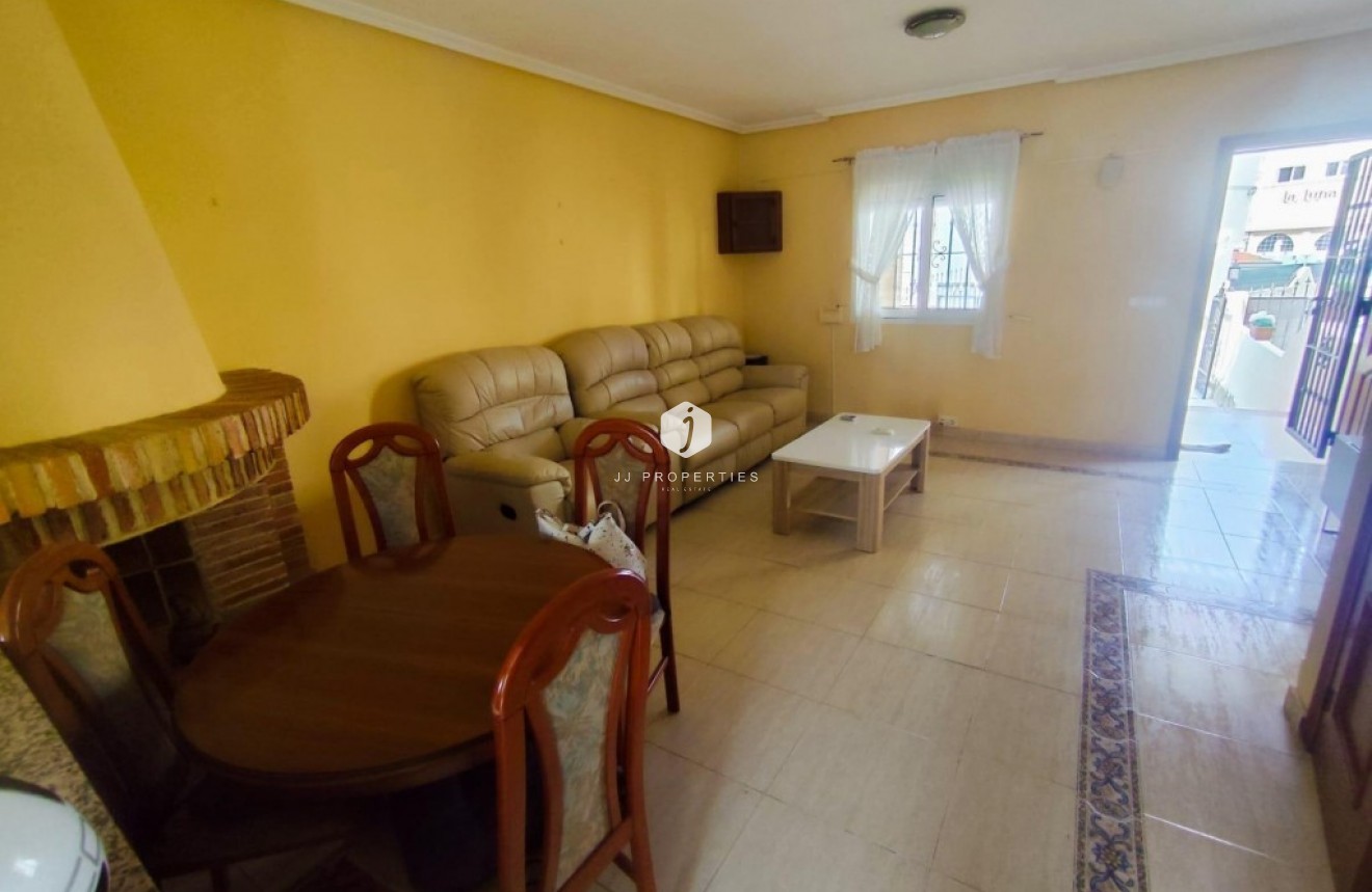 Tweedehands - Chalet -
Orihuela Costa - Costa Blanca