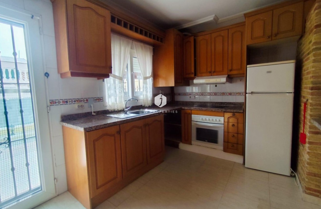 Tweedehands - Chalet -
Orihuela Costa - Costa Blanca