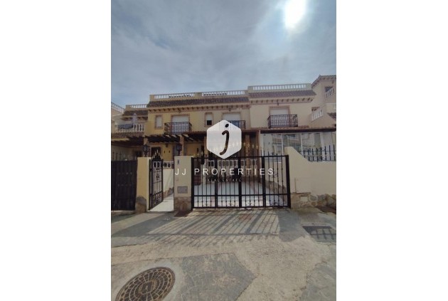 Tweedehands - Chalet -
Orihuela Costa - Costa Blanca