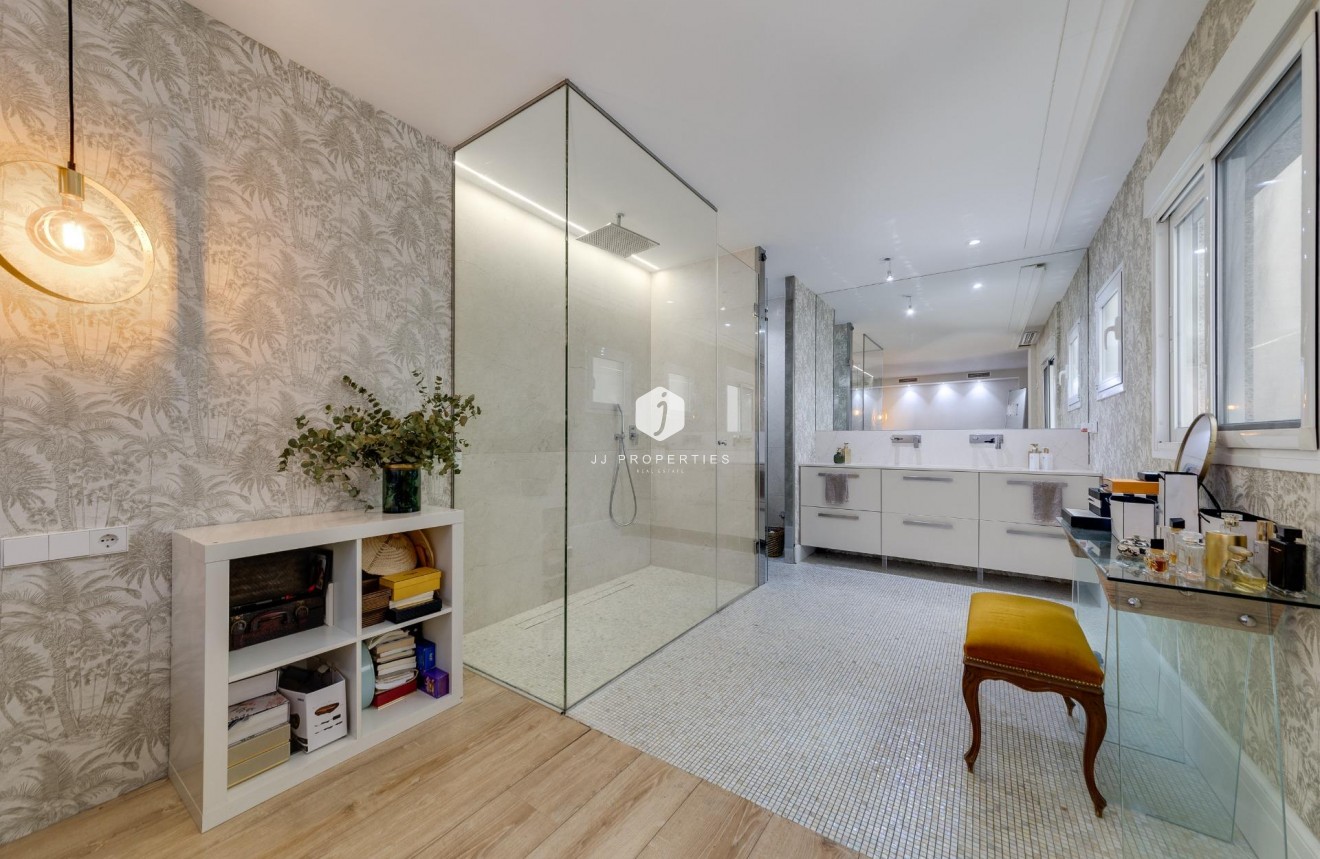 Tweedehands - Appartement / flat -
Torrevieja - Playa del Cura