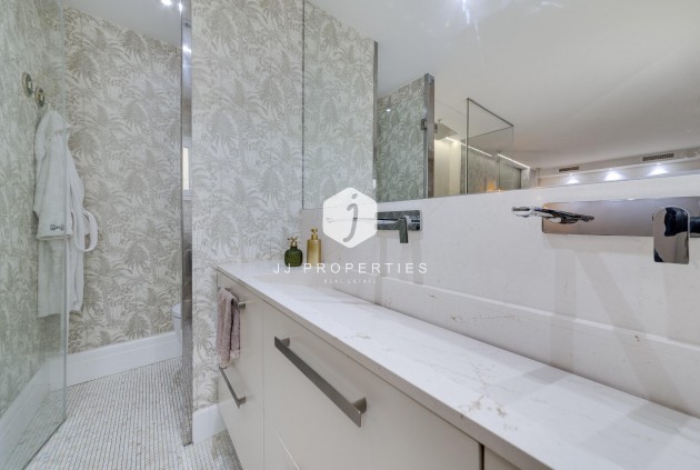 Tweedehands - Appartement / flat -
Torrevieja - Playa del Cura