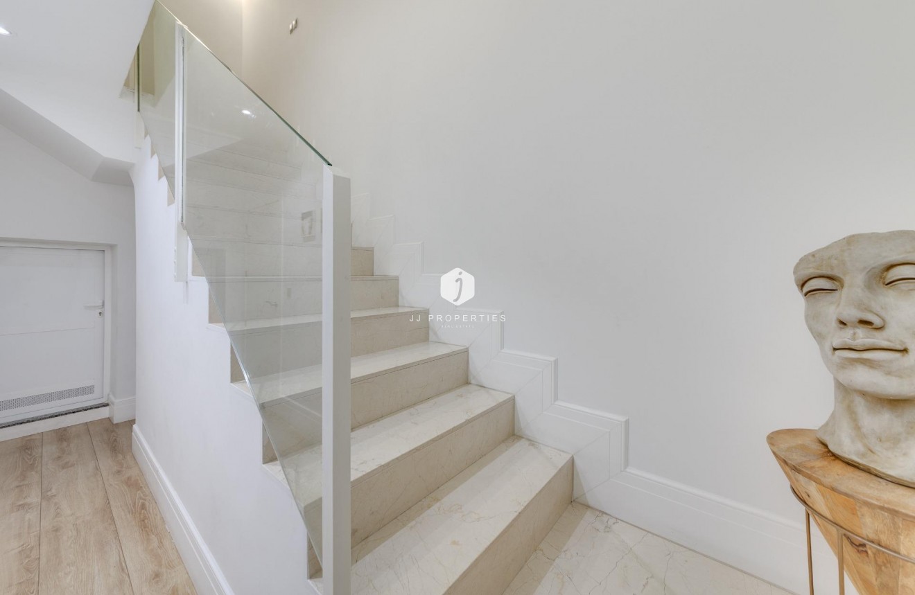 Tweedehands - Appartement / flat -
Torrevieja - Playa del Cura