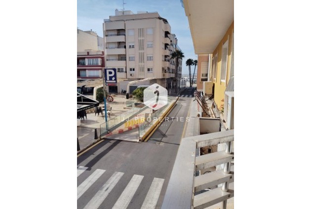 D'occasion - Appartement -
Torrevieja - Centro