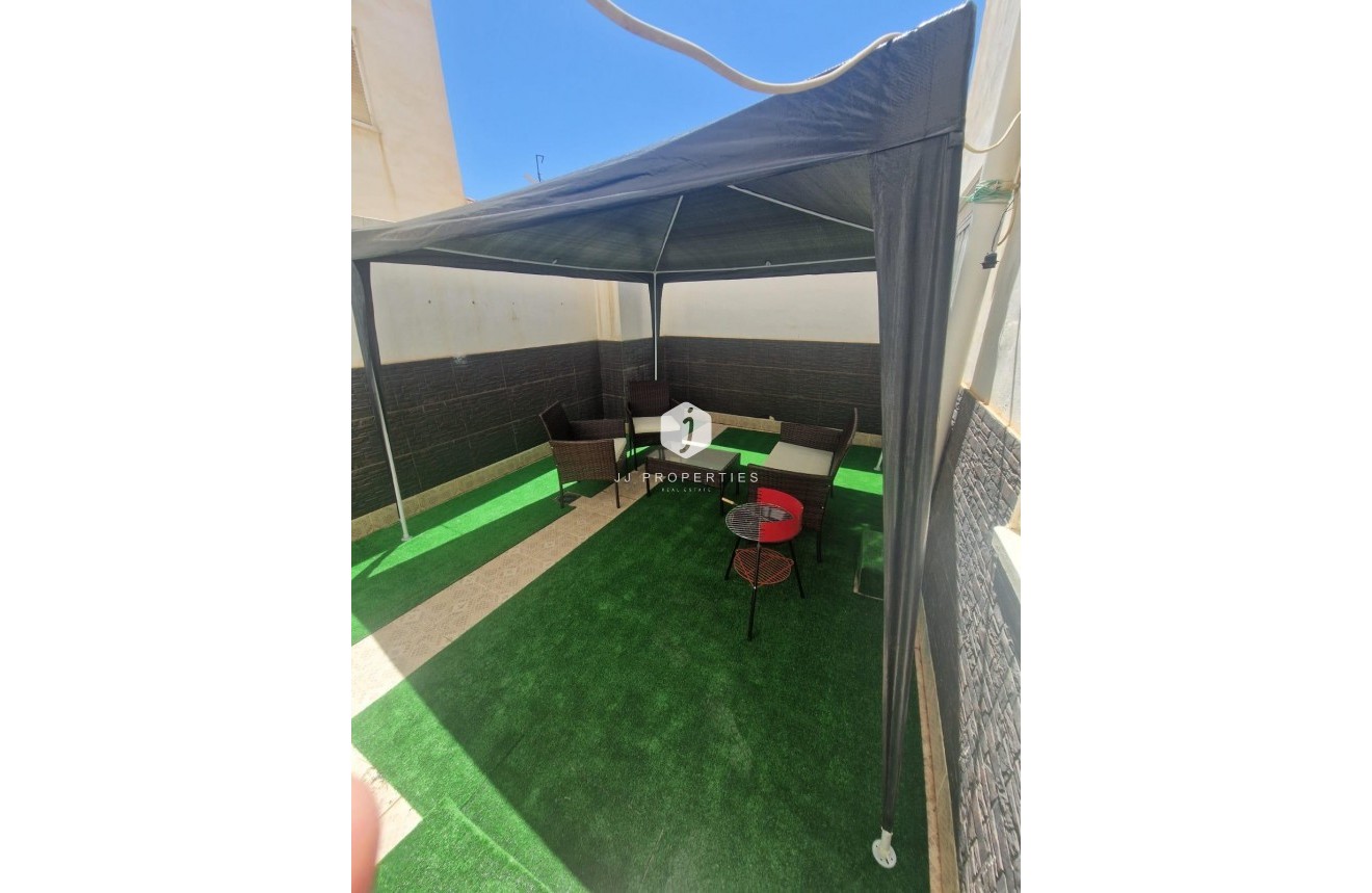 Tweedehands - Appartement / flat -
Torrevieja - Centro - Muelle Pesquero