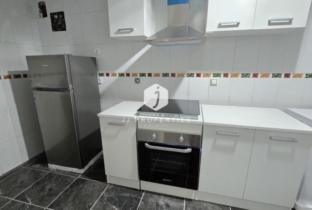 Tweedehands - Appartement / flat -
Torrevieja - Centro - Muelle Pesquero