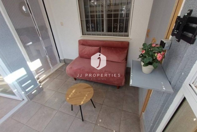 Tweedehands - Appartement / flat -
Torrevieja - Los Balcones