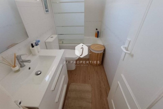 Tweedehands - Appartement / flat -
Torrevieja - Los Balcones