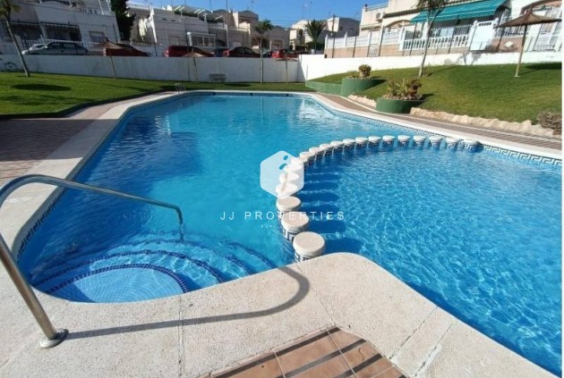 Tweedehands - Appartement / flat -
Torrevieja - Los Balcones