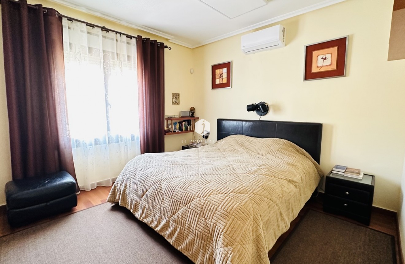 Tweedehands - Villa -
Algorfa - Inland