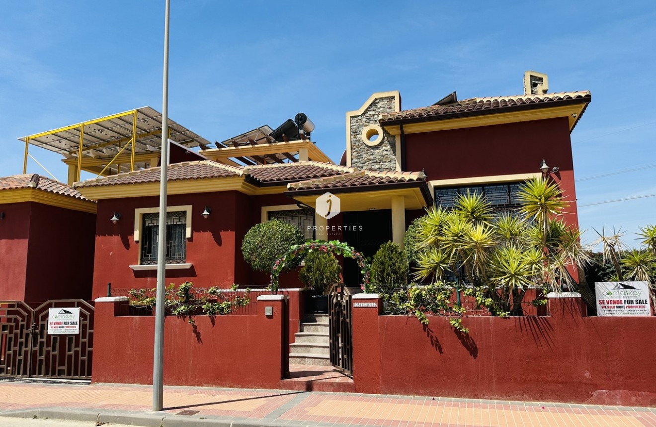 Tweedehands - Villa -
Algorfa - Inland