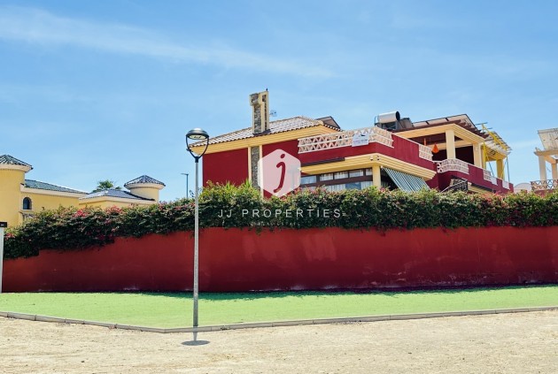 Tweedehands - Villa -
Algorfa - Inland