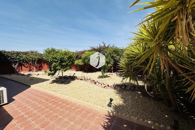 Tweedehands - Villa -
Algorfa - Inland