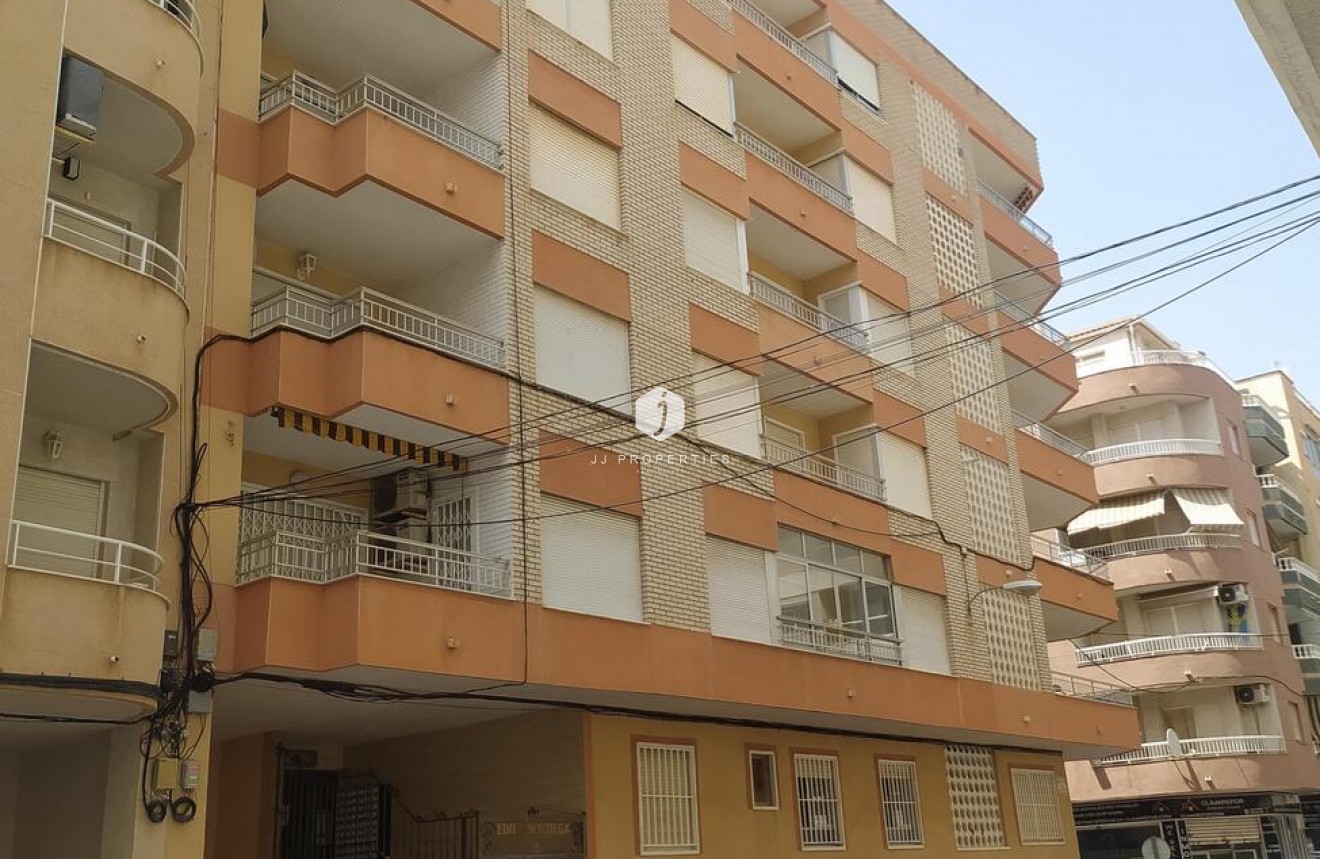 Tweedehands - Appartement / flat -
Torrevieja - Los Locos